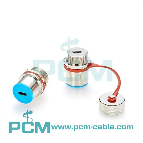 Conector USB C sellado IP68